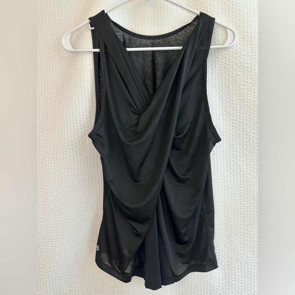 LULULEMON Soul Stride Black Tank Top Size 8 Draped Open Back Workout Yoga